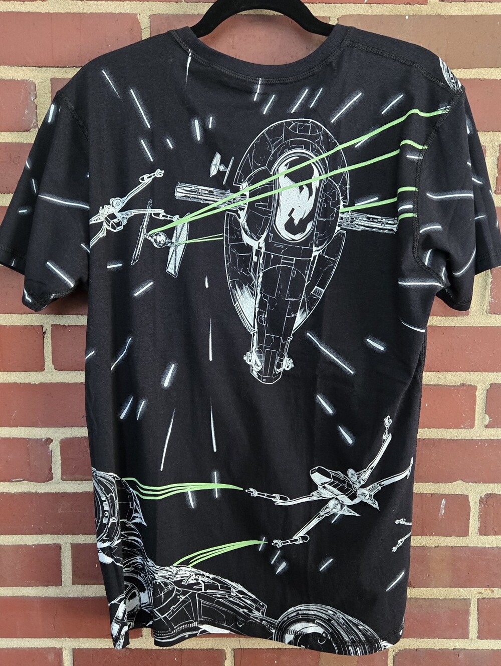 Star Wars Mandalorian Reversible Grogu Baby Yoda Tee Men's Medium Black - Picture 2 of 8